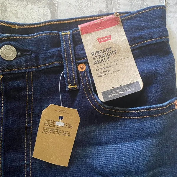 Levis Ribcage Straight Ankle Jean High Rise Slim Hip Denim Sculpting Sz 29 x 27 - Image 9