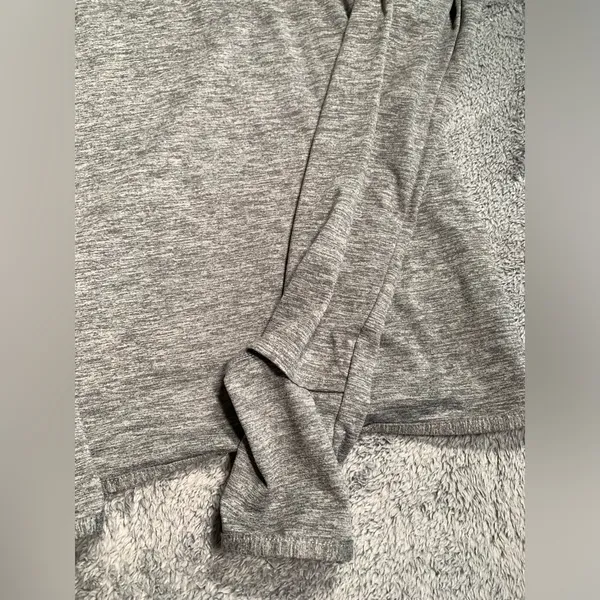 Nike running dri-fit long sleeve gray shirt small - Image 3