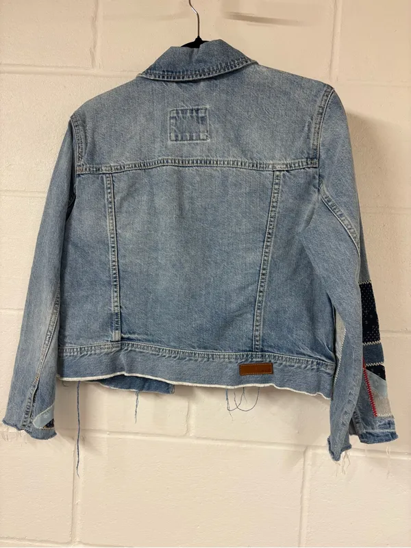 Abercrombie & Fitch Light Wash Patchwork Denim Jacket - Image 4