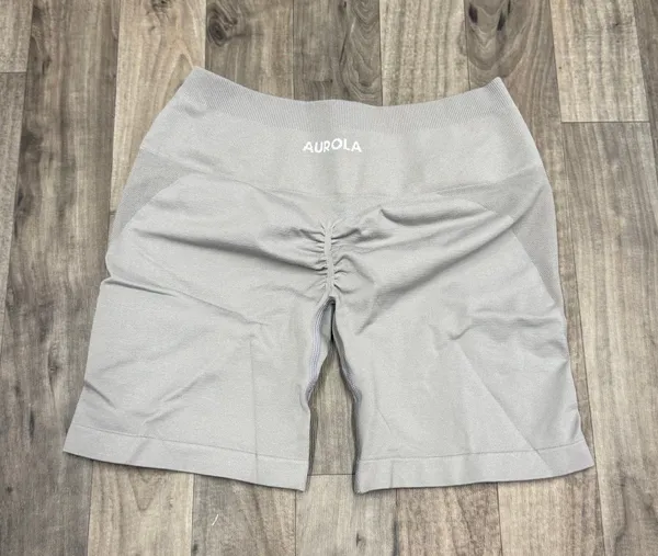 Aurola seamless athletic gym shorts greige Gray - Image 2