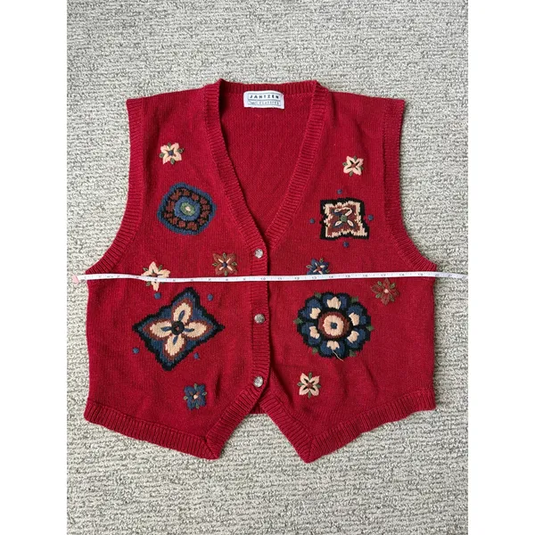 Jantzen 1980s Classics‎ Vintage Red Embroidered Button Sweater Vest Cottagecore - Image 6