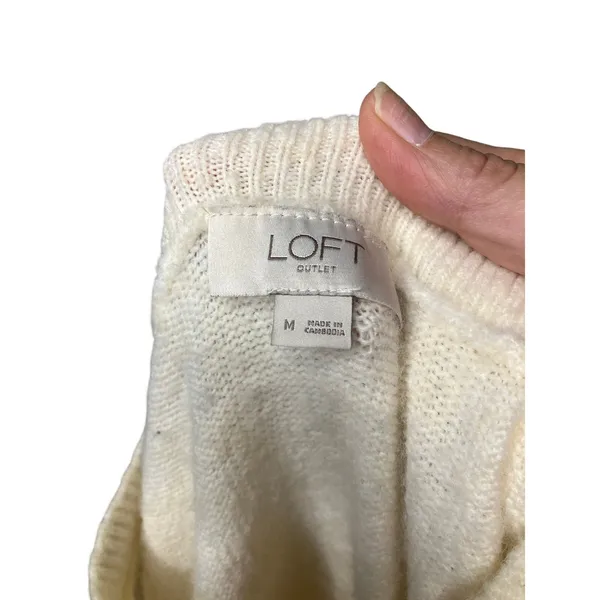 LOFT Women’s Medium Ivory Cream Textured Knit Crewneck Sweater Cozy Classic - Image 4