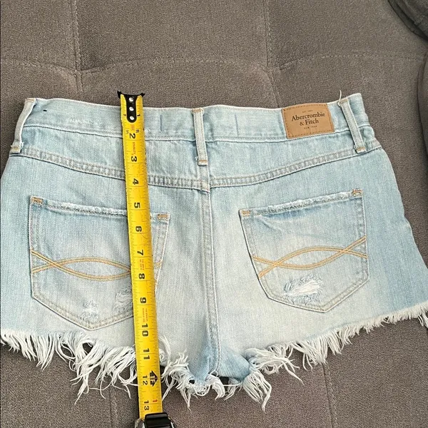 Abercrombie & Fitch Light Blue Denim Shorts used good condition - Image 5