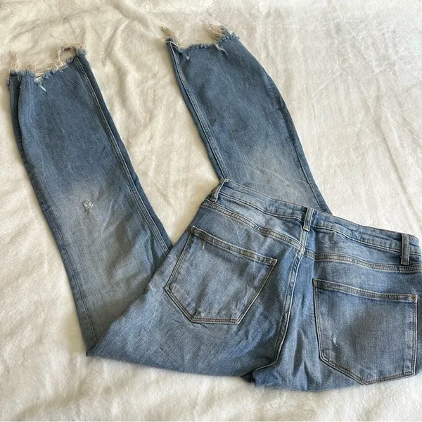 Zara Light Wash High Rise Flare Jeans Women's Size 4 - Image 9