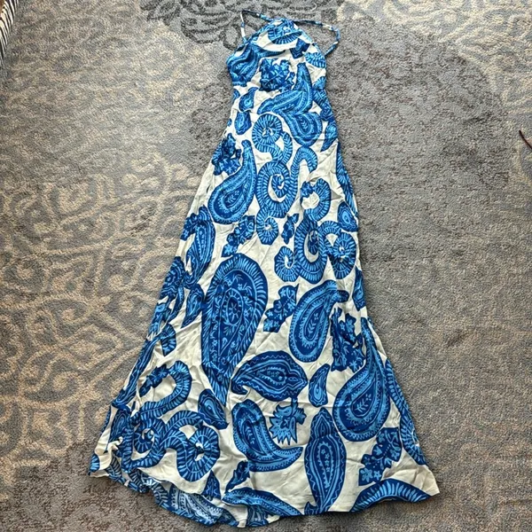 Verge Girl VRG GRL Satin Halter Maxi Dress Paisley White Blue 6 - Image 2