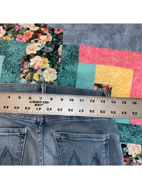 Mother $258 Woman’s 26 The Mid Rise Dazzler Ankle Fray Jeans Size 26 - Image 8