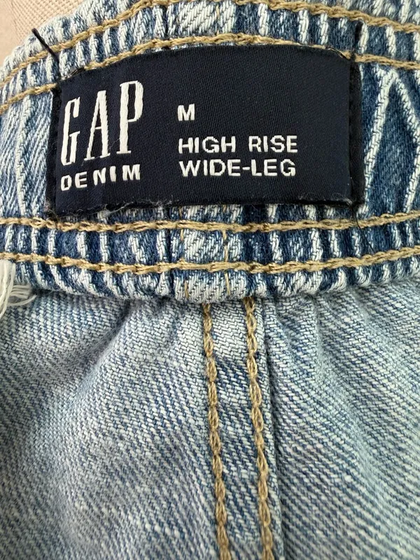 Gap High Rise Pull-On Wide-Leg Jeans M Light Wash Denim - Image 2
