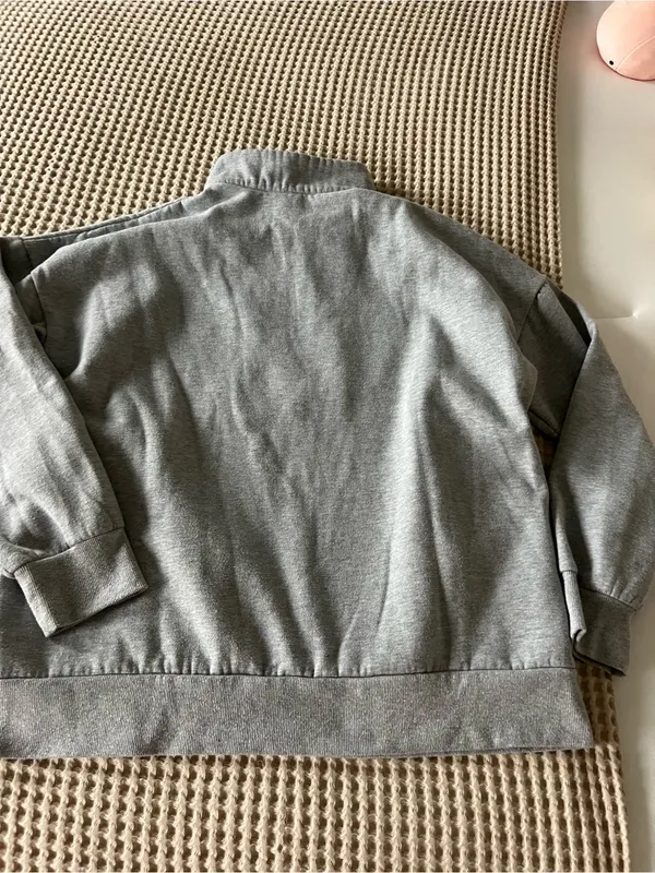 Amazon Gray Quarter-Zip Sweatshirt Pullover - Image 2