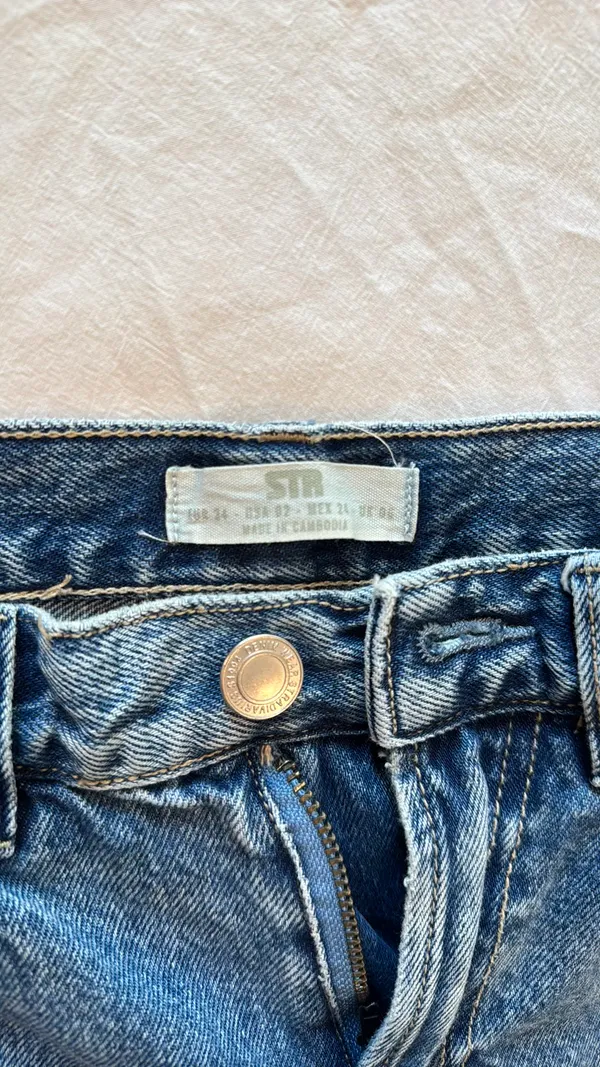 Stradivarius low rise jeans - Image 2