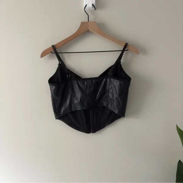 Shein Black Faux Leather Crop Top Corset Adjustable Spaghetti Straps Halloween S - Image 4