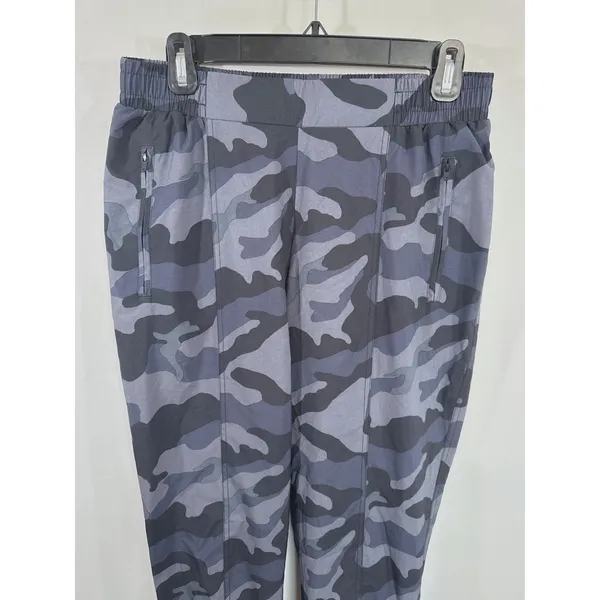 Old Navy Active StretchTech Camo Joggers‎ Grey Charcoal Medium Zipper Pockets - Image 2