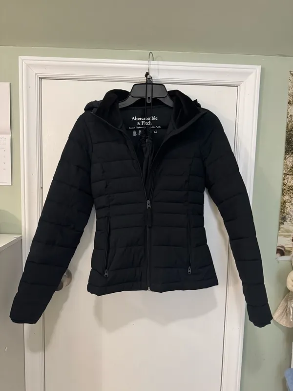 Abercrombie - Lightweight Packable Stretch Puffer - Image 4