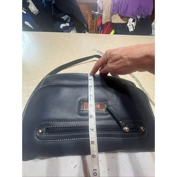 Relic Navy Grained Shoulder Bag NWT - Image 8