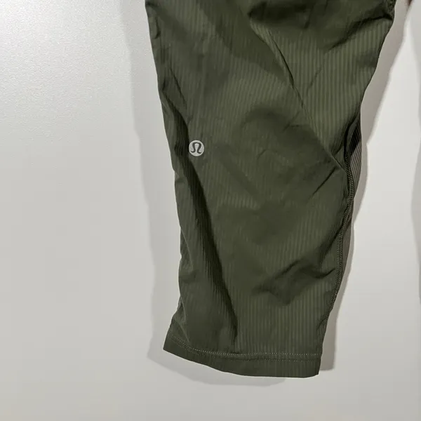 Lululemon Dance Studio Mid-Rise Cropped Pants Army Green Size 10 - Image 6