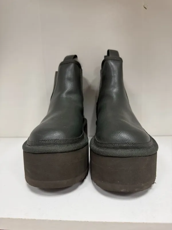 UGG Forest Night Platform Neumel Suede Chelsea Boot - Image 5