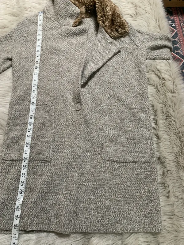 Zara Knit Long Knit Marled Faux Fur Coat/ cardigan Small - Image 4