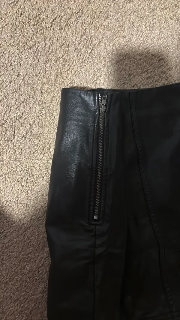 She and sky leather skirt - Image 2