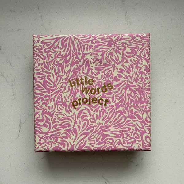 Little Words Project "Confidence" Bracelet NIB Pink Beaded Stretch Bracelet‎ - Image 4