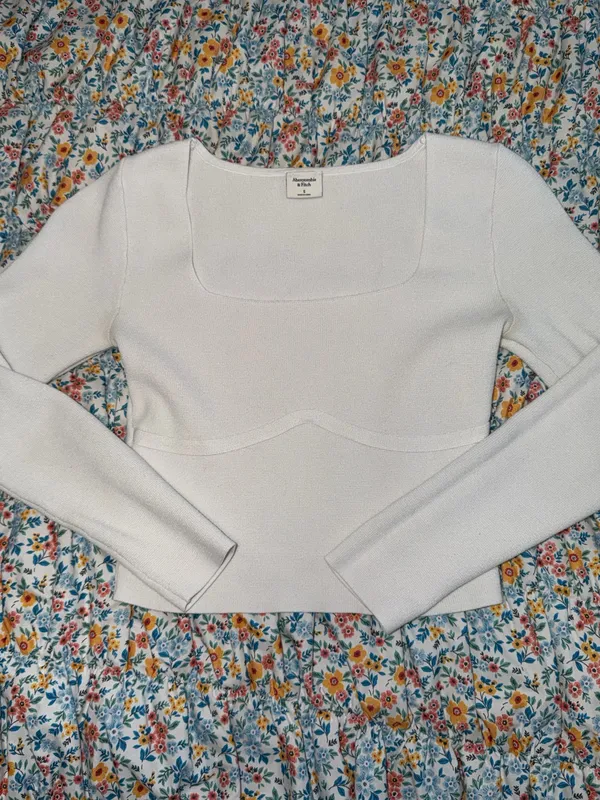 Abercrombie Long Sleeve Top - Image 2