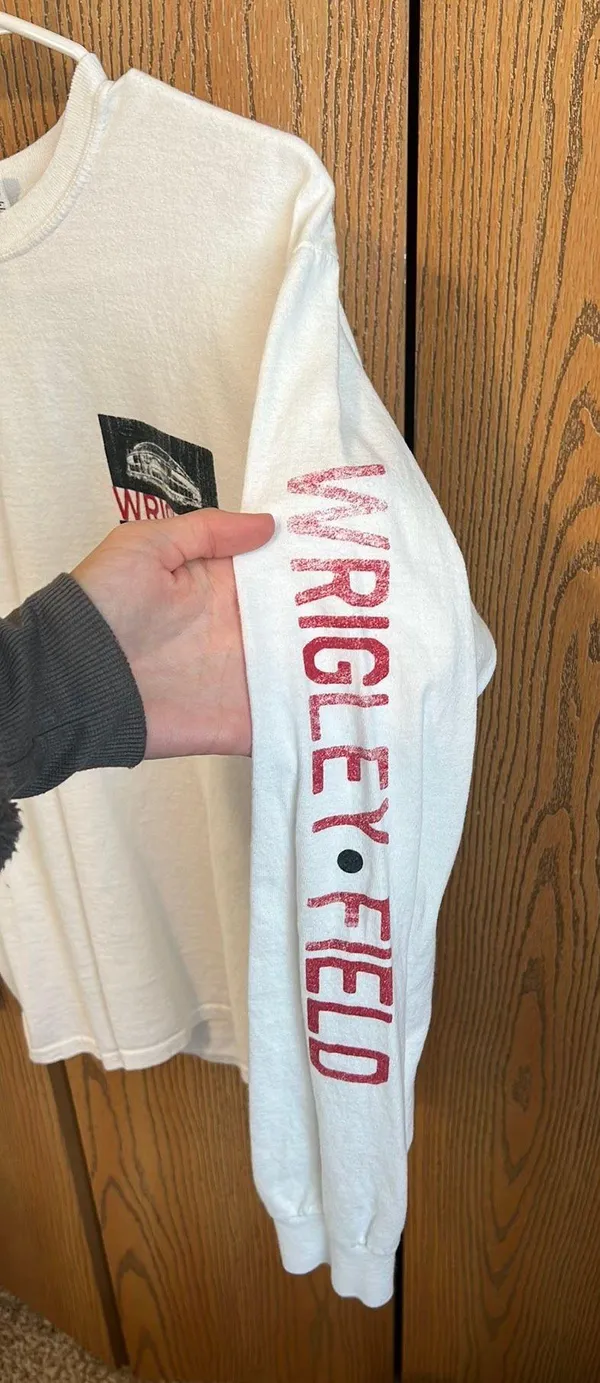 chicago long sleeve Size M - Image 2