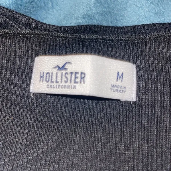 Hollister Black short sleeve tee - Image 3