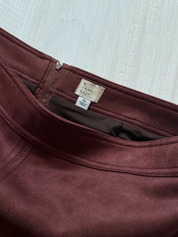 A New Day Women's Faux Suede Midi Skirt Burgundy Size XL - Image 4