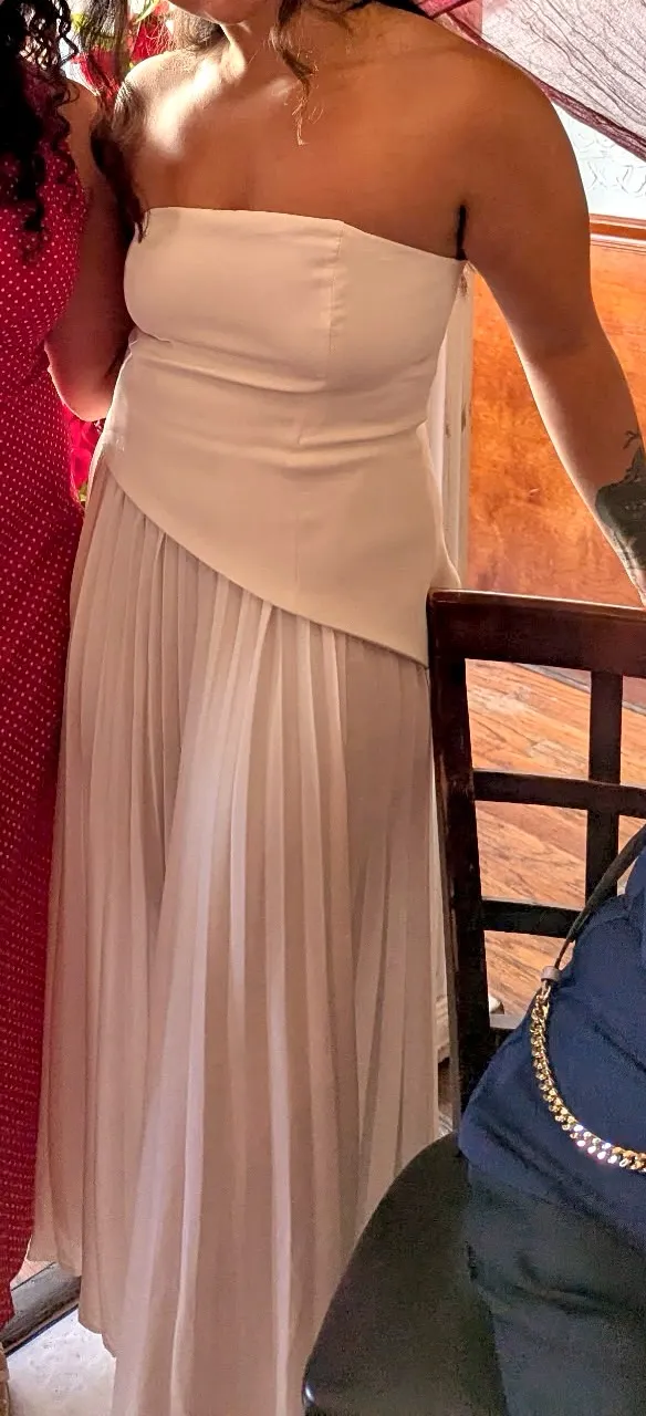 White Solid pleated strapless split dress - Image 2
