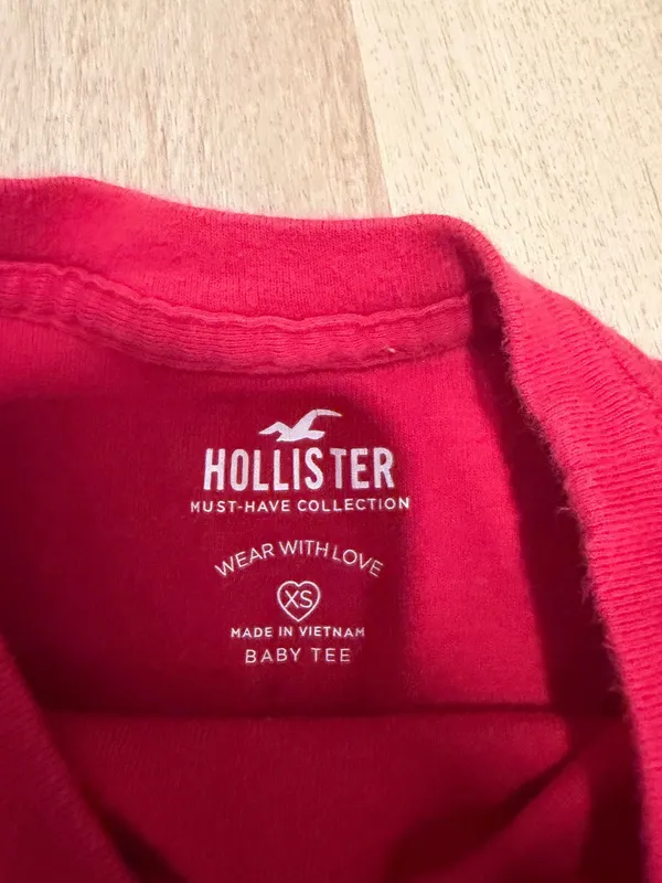 Red Hollister Baby tee - Image 3