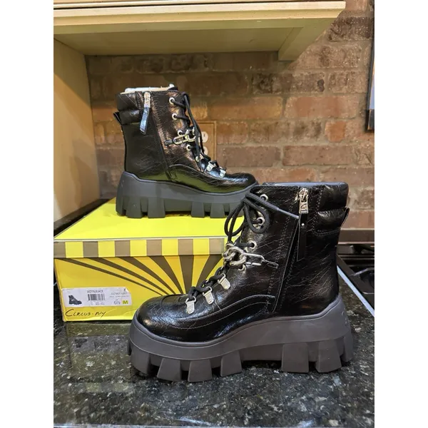 Circus by Sam Edelman Circus NY Aidyn black chain-detail ankle boots Size 6.5 Grunge Goth Lug Sole - Image 4