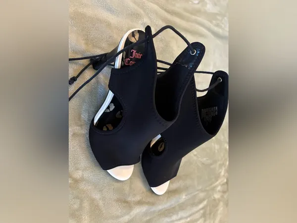 Juicy Couture Brand Black Open-Toe Lace-Up Women's Heels Size 7 Medium - Image 7