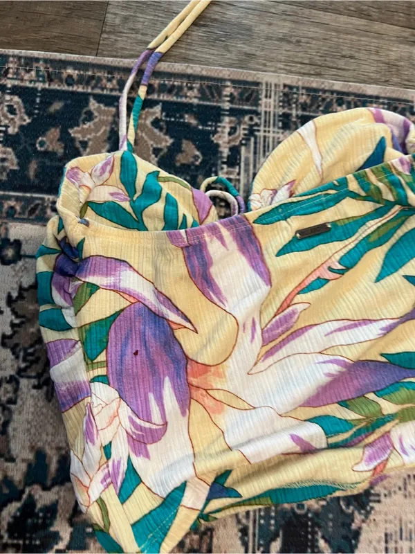 Billabong Floral Halter Crop Top in Yellow, Teal & Purple - Image 7