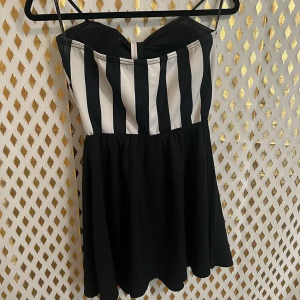 Striped bow tube top dress flowy sexy referee mini skirt mine size S - Image 5