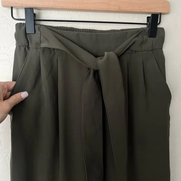 Lululemon noir wide leg belted pants Olive green 4 - Image 7