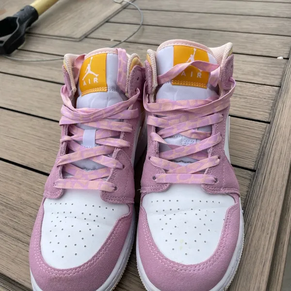 Nike Air Jordan Retro Mid Sweet Pink Color - Image 3