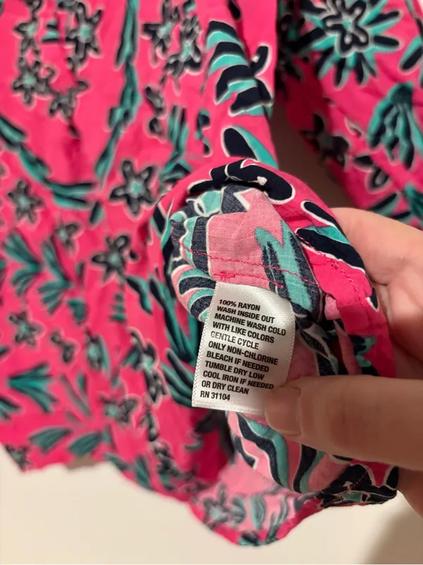 Crown & Ivy floral notch neck blouse‎ pink blue size large - Image 4