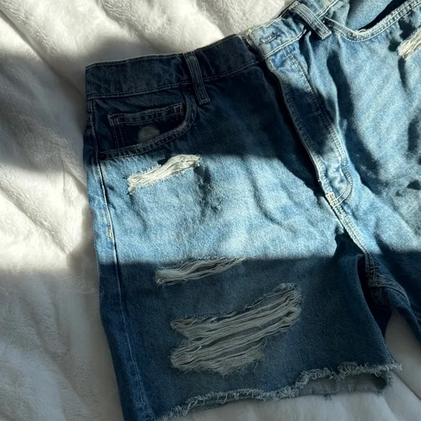 Arizona Jean Co High Rise Denim Shorts Sz 15 Juniors Raw Hem - Image 4