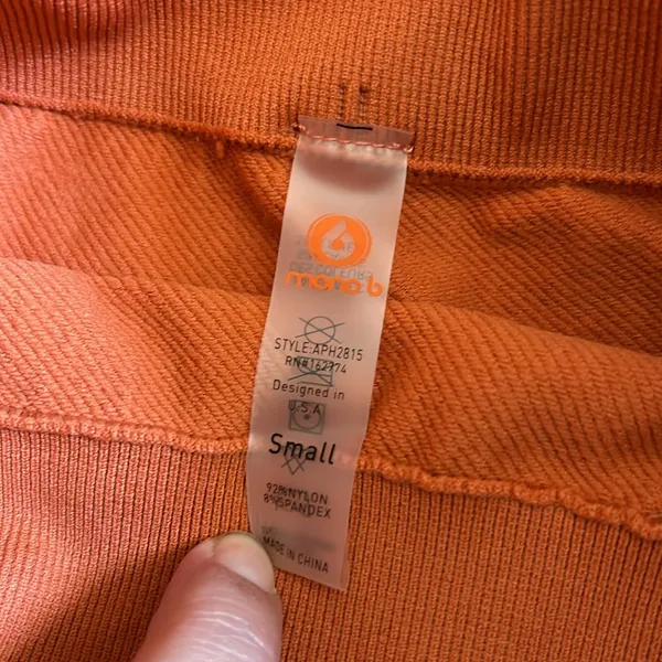 Mono b shorts Orange - Image 2