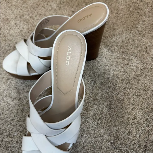 ALDO White Platform Block Heel Sandals | Casuarina Style | Size 9 - Image 3