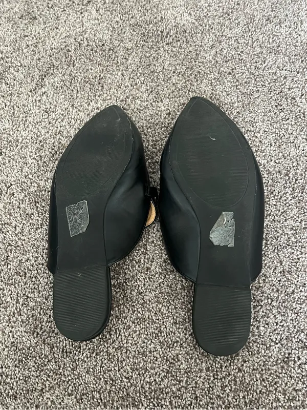 Pink Lily Black Pointed Mules with Gold Chain Accent - Image 4