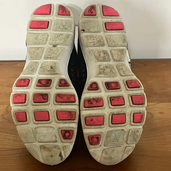 Nike Air Rejuven8 Womens 7.5 Black Pink Cage Mesh Sneakers‎ 318921-601 - Image 8
