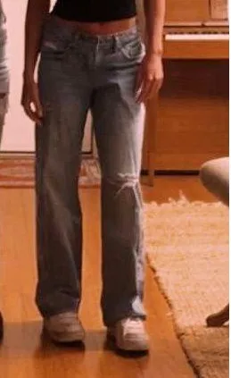 Levi’s Low Loose Jeans - Image 2
