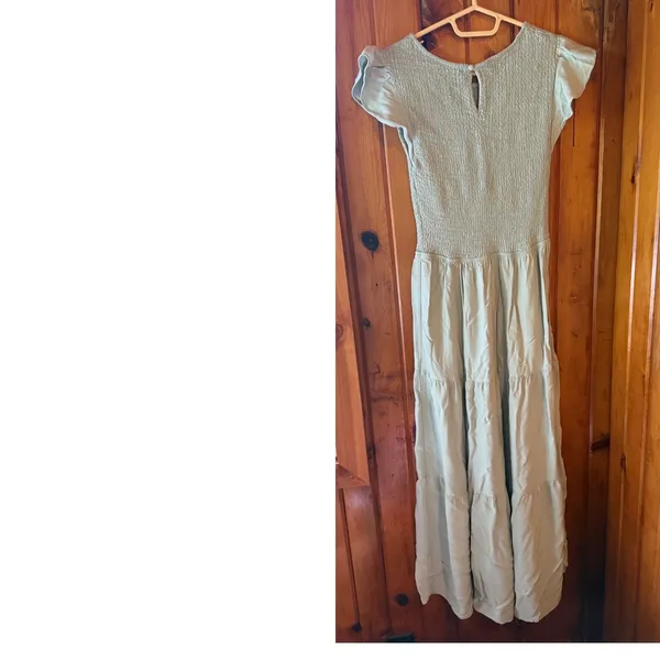 KYL Light Green Smocked Tiered Maxi Dress Flutter Sleeve‎ size Medium - Image 2