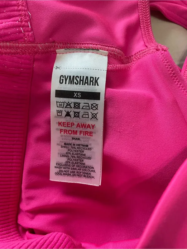 Women's Gymshark Hot Pink sports bra xsmall - Image 4