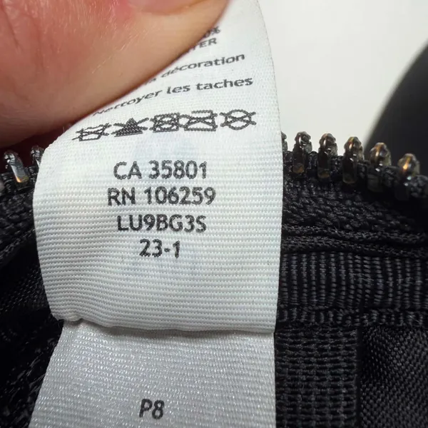 Lululemon Everywhere Belt Bag 1L Black Leather Logo - Image 6