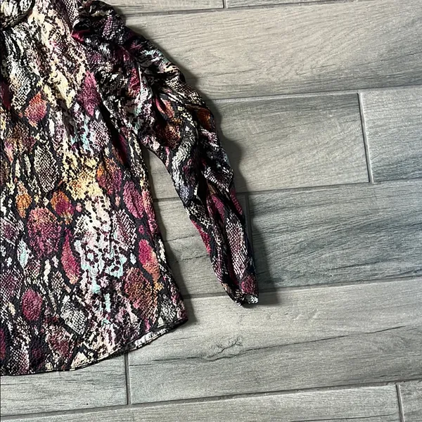 Rebecca Taylor Ruffled Red and Cream Blouse with Mandarin Collar - Image 2