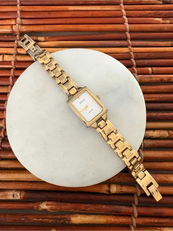 Relic Gold-Tone Women's Rectangular Bracelet Watch with White Dial Needs Battery - Image 4