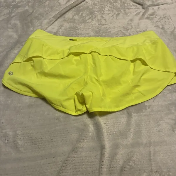 Lululemon Speed Up LR Short 2.5" Lined Neon Yellow Size 12 Athletic Breathable - Image 3