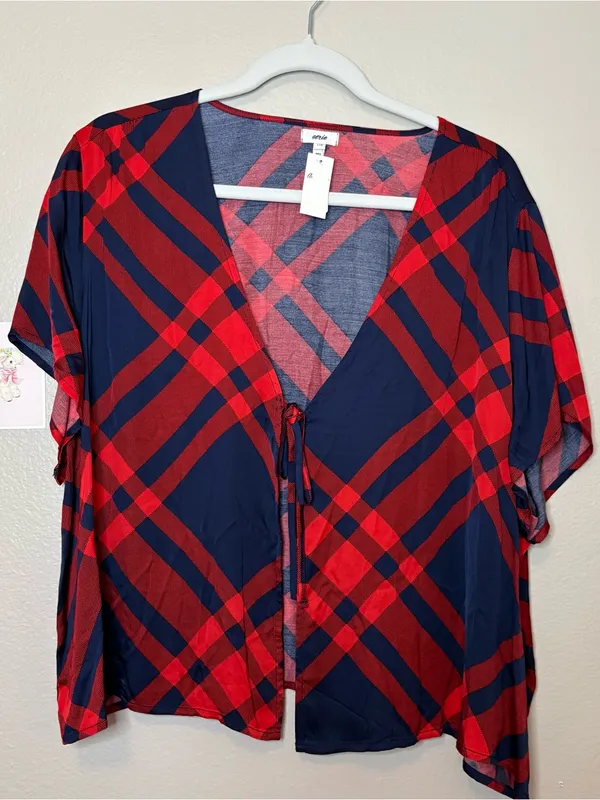 Aerie Off-Duty Satin Tie Front Shirt in a red blue plaid pattern large casual - Image 2