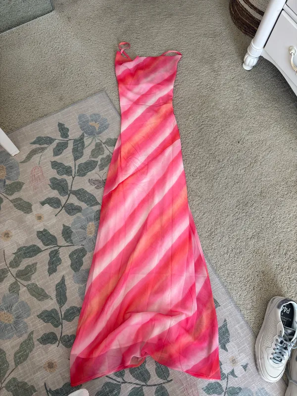 Charlie Holiday Pink Maxi Dress - Image 3