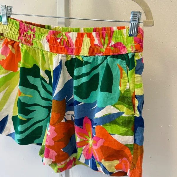 Future Collective Alani Noelle Tropical Floral Linen Blend Shorts Multi Color Sm - Image 3